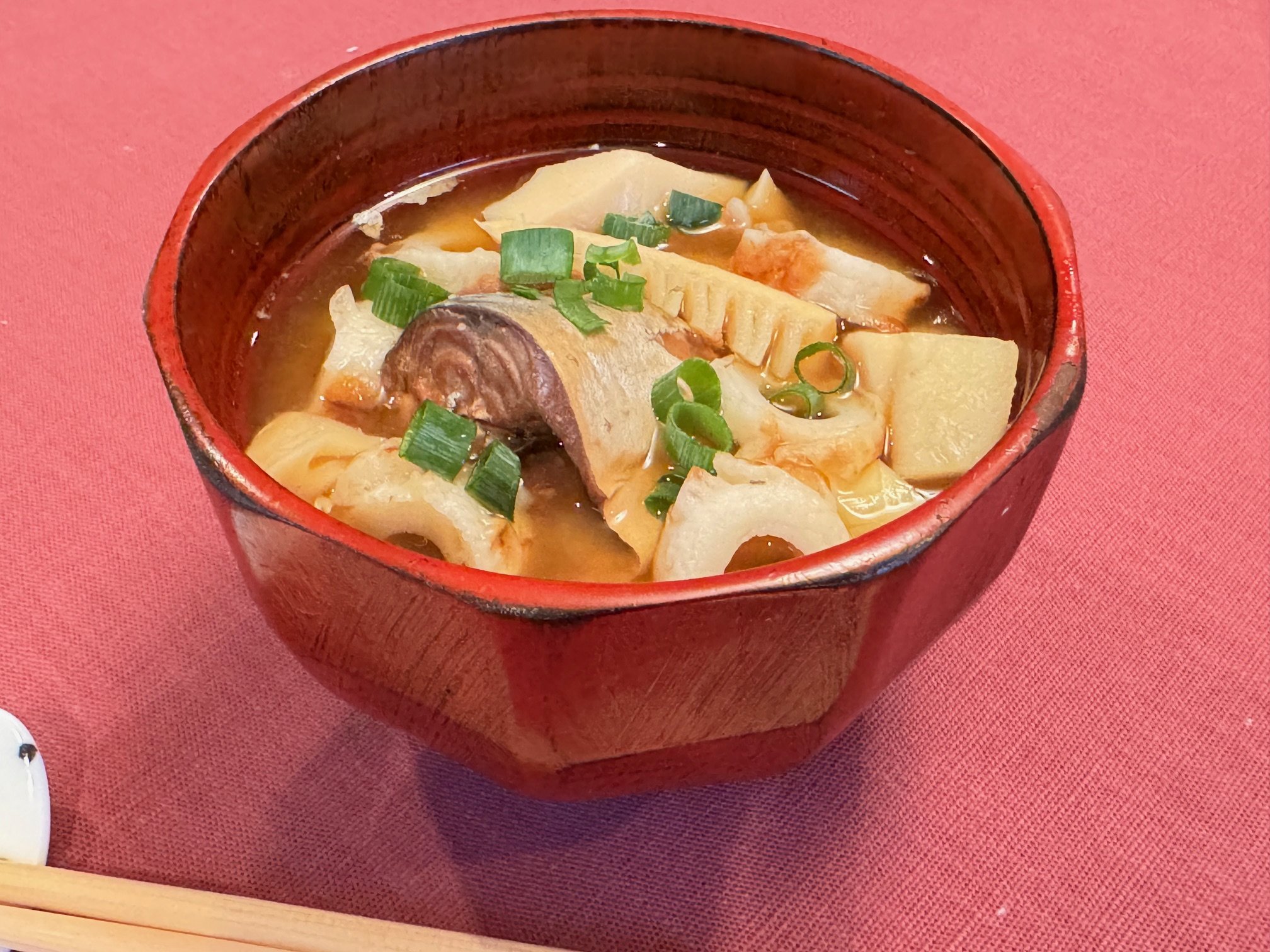 ビタミンちくわ入りタケノコ汁